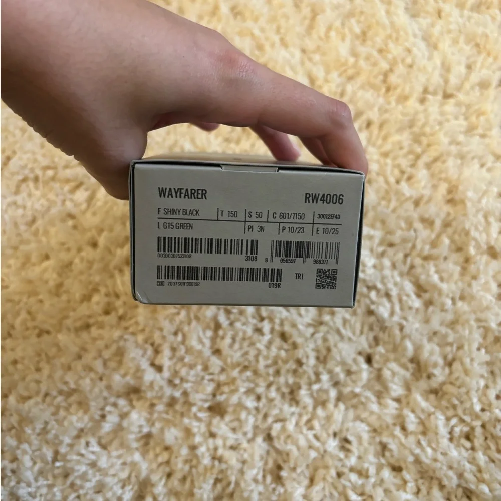 Ray ban wayfarer unused factory sealed